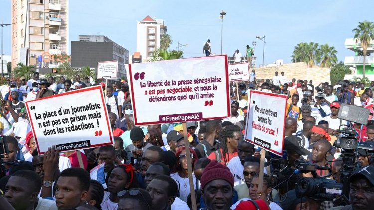 Sénégal : le journaliste Pape Alé Niang remis en liberté