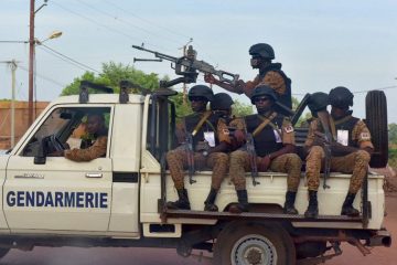 au moins 18 morts dans 2 attaques de djihadistes