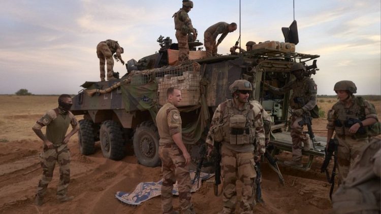 les troupes françaises sur le départ au Burkina Faso