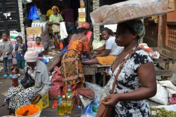 l'alimentation perturbée par l'inflation