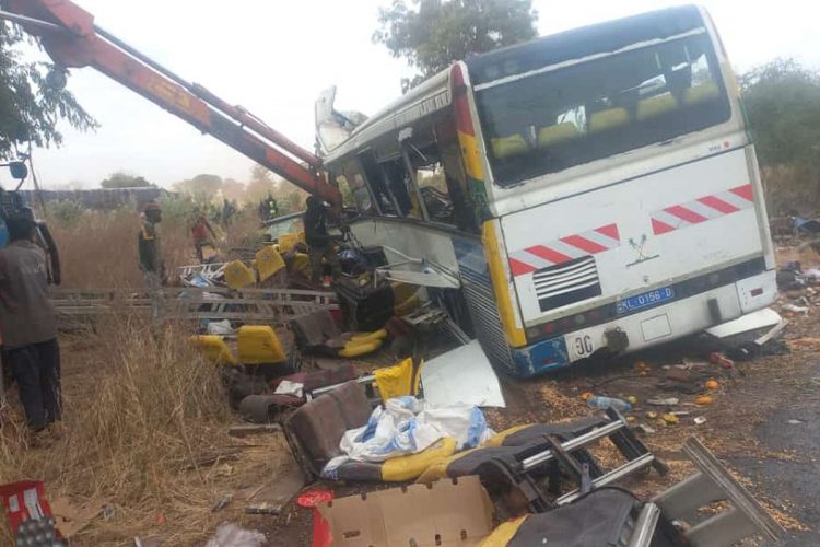 Collision entre deux bus au Sénégal: au moins 38 morts, deuil national