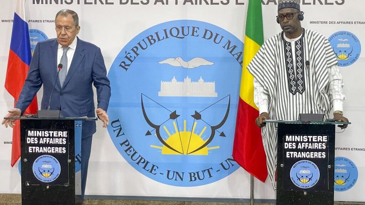 Vers un axe Burkina Faso-Mali-Guinée sous égide russe ?