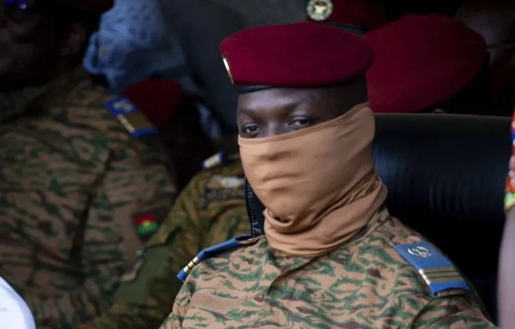 C'est la quatrième fois en quinze mois que les militaires au pouvoir au Burkina Faso annoncent avoir déjoué une tentative de coup d'Etat.