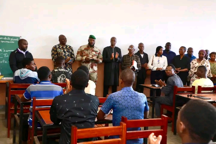 Concours d'entrée aux écoles professionnelles : le général Amara lance les premières épreuves à l'ENAM