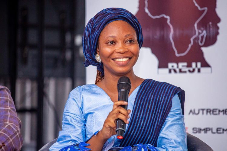 L’absurde a foutu la vertu dehors et tous semblent silencieux ! (La fléchette de Fatoumata Harouna)