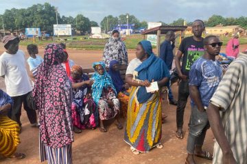 Jour du référendum : plusieurs électeurs sont à la recherche de leurs bureaux de vote à Faranah