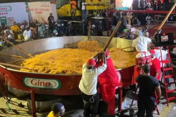 Nigeria la plus grande marmite de riz jollof certifiée par Guinness World Records