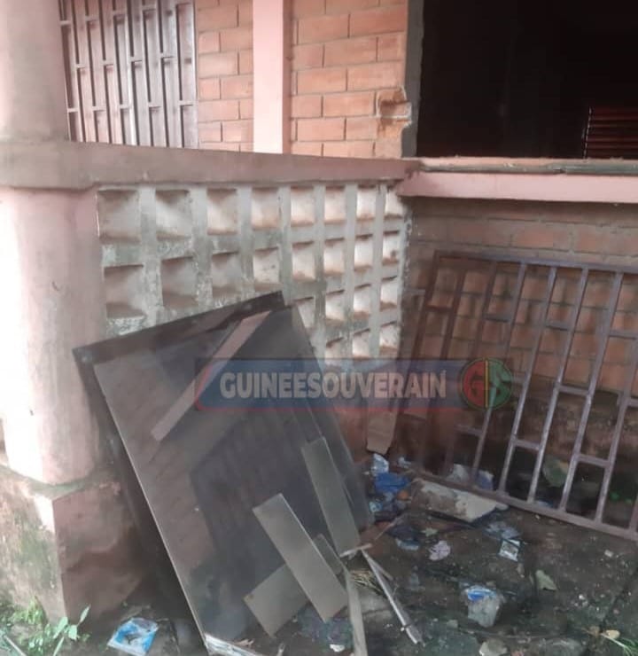 Le lycée-collège Kaporo vandalisé, des objets emportés