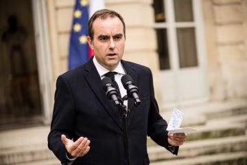 France: démission de Lecornu à Matignon