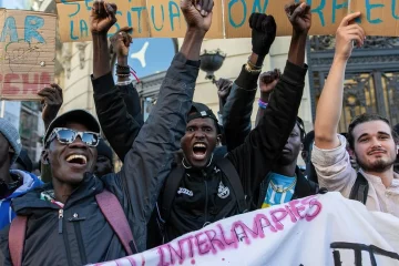 L'Espagne annonce la régularisation de plus de 500 000 migrants sans papiers