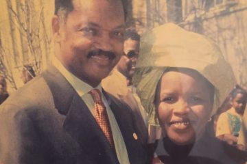 Dame Doussou Condé rend hommage à Jemesse Jackson