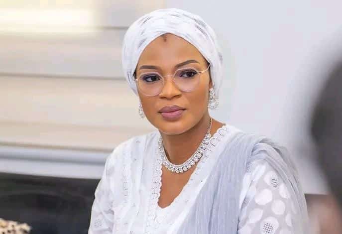 Incendie à l’ISAV de Faranah : la ministre Dre Diaka Sidibé annonce la prise en charge des étudiants affectés