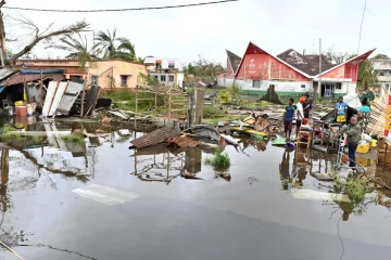 Le bilan des victimes s'alourdit à 31 morts après le passage du cyclone tropical Gezani à Madagascar, qui a détruit des maisons