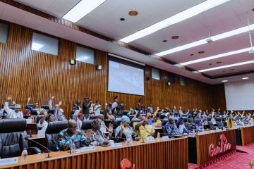 Guinée: le CNT adopte d'importants accord le 14 avril 2026