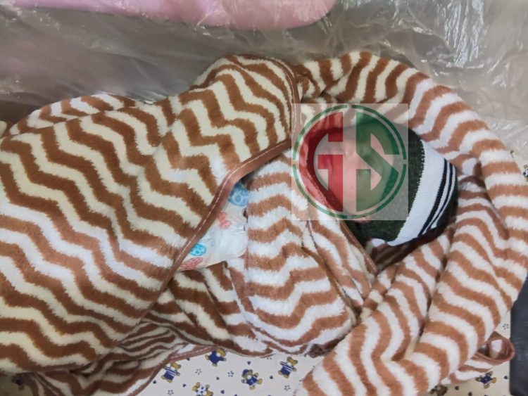 Une femme abandonne son bébé après naissance à Mamou