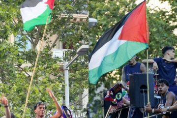Football : Lamine Yamal brandissant le drapeau palestinien