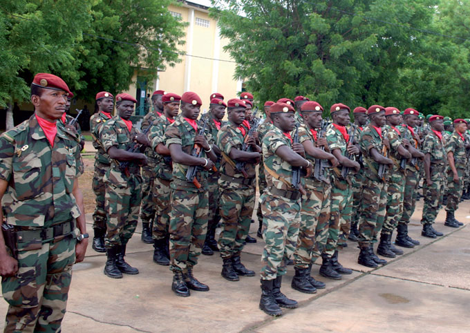 Mali des officiers de l'armée accusés de complicité avec les djihadistes