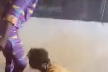 Un enseignant violente son élève à Manéah