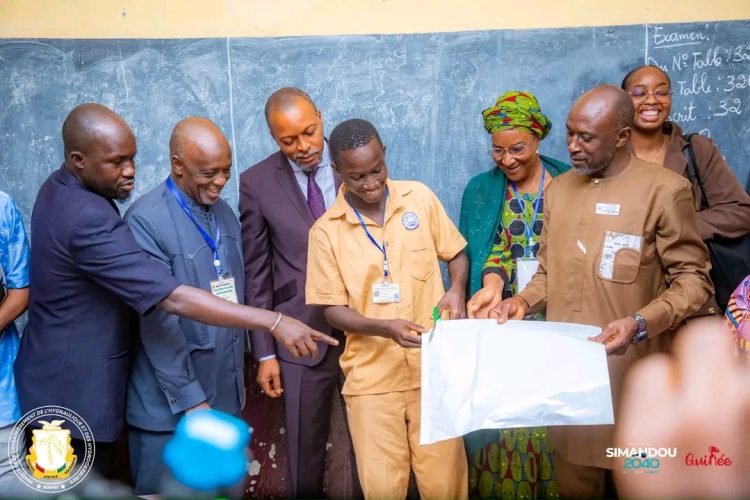 Le ministre Aboubacar lance les épreuves du BEPC à Kipé
