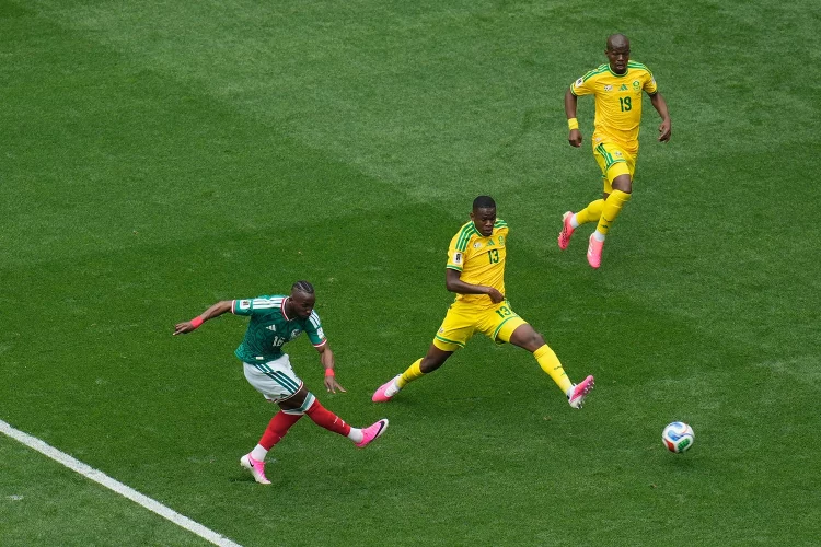 Mondial 2026 l'Afrique du Sud s'incline face au Mexique lors du match d'ouverture