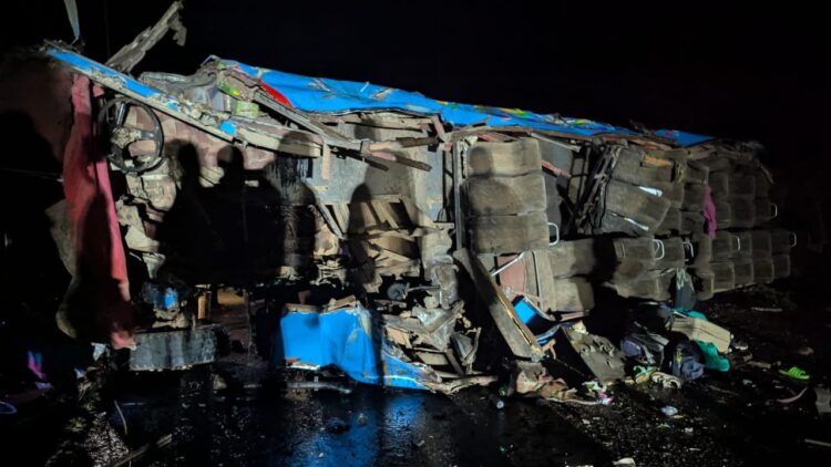 Au moins 20 morts dans un accident de bus en Ouganda