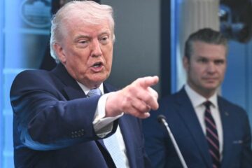 Donald Trump menace de « décimer complètement » l’Iran en cas de tentative d’assassinat