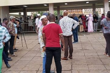 Guinée: les travailleurs de l'Administration parlementaire dans la rue