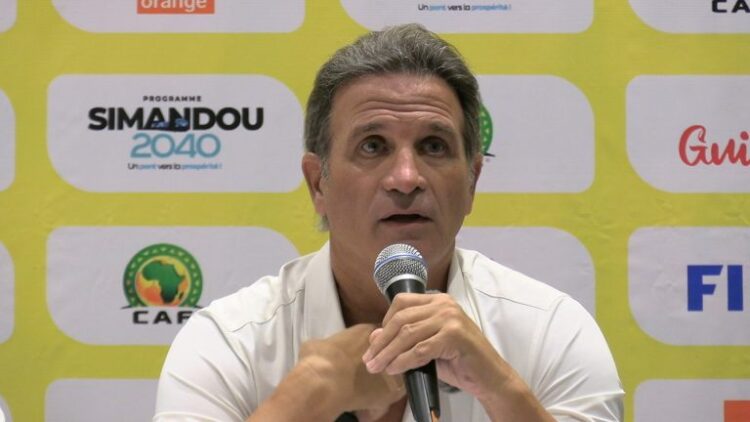 Conférence de presse de Paulo Duarté