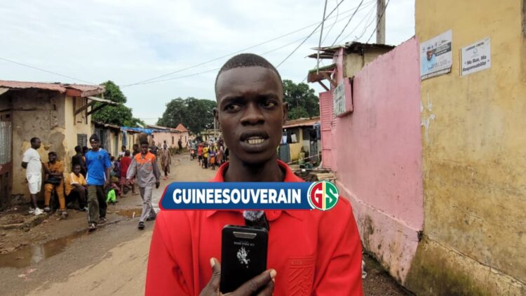 Un éboueur s'effondre et meurt
