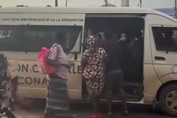 Guinée: le ministre de la Justice sanctionne un garde pétinitentiaire